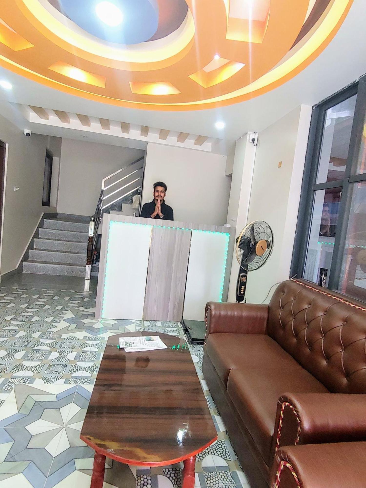 Applewood Inn Kathmandu Exterior photo