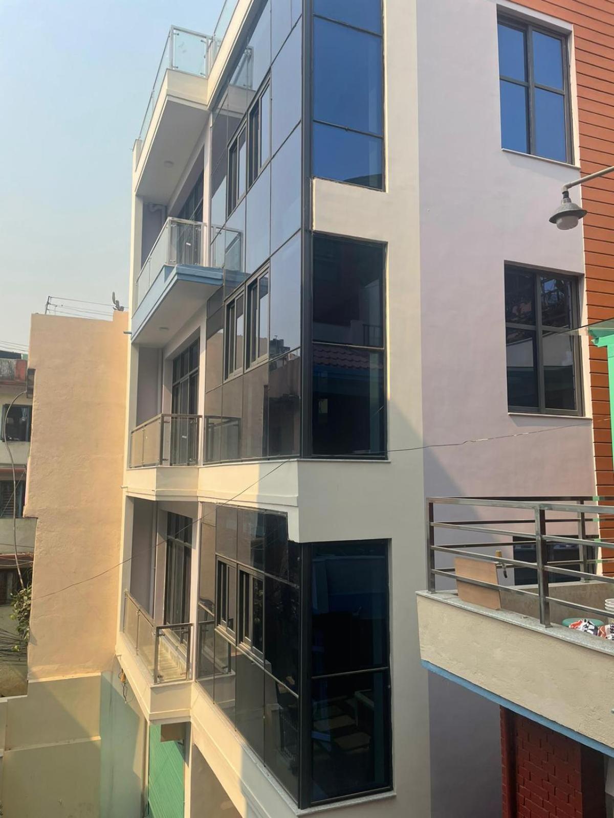 Applewood Inn Kathmandu Exterior photo